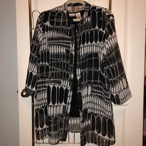 2 piece Black & White Liz Baker shirt